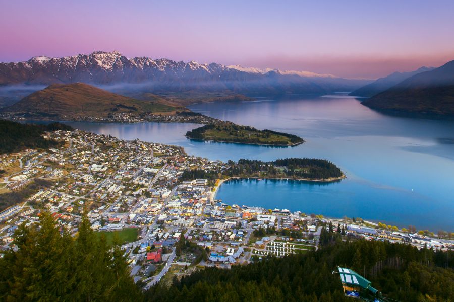 Vue sur Queenstown