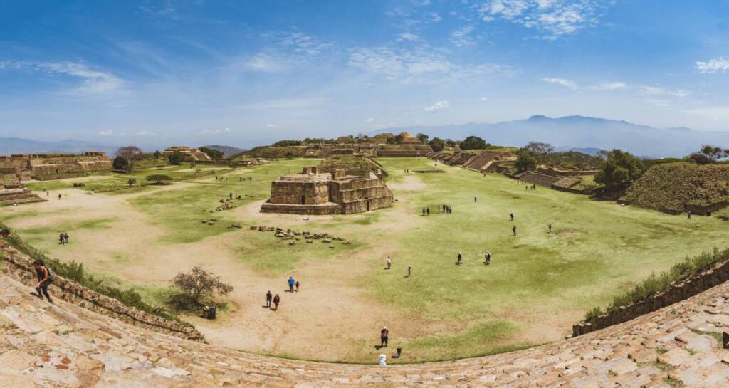 Pyramides du Mexique,  Monte Albán