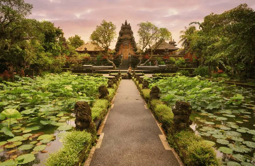 Temple Saraswati à Ubud, Bali.