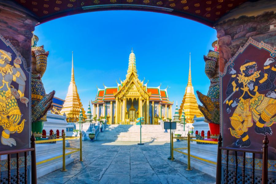 Temple du Bouddha d’émeraude du Grand Palais à Bangko