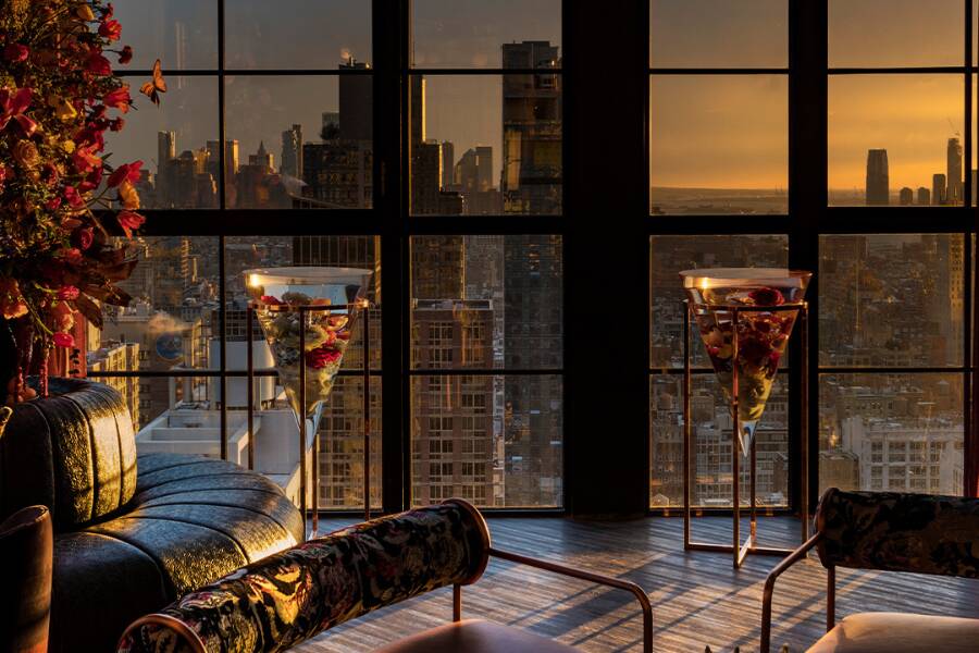 The Fleur Room, Moxy Chelsea