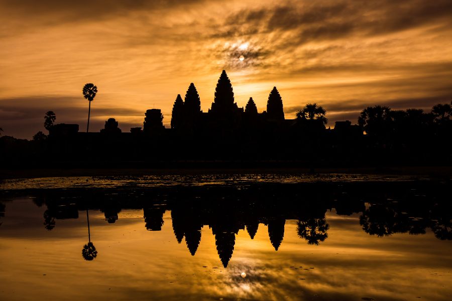 Lever du soleil à Angkor Wat