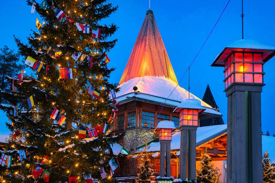 Santa Claus Village en Laponie
